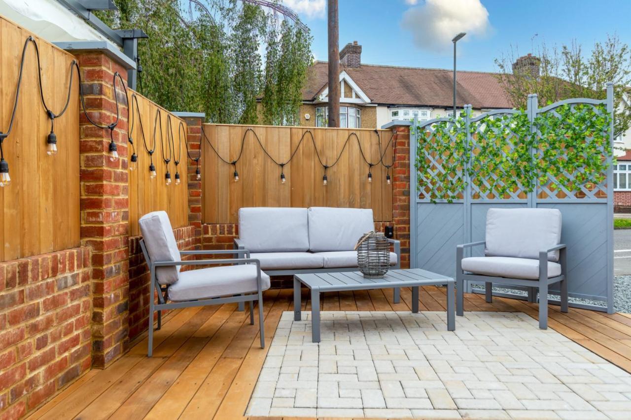 Guestready - Unique Home Near Wimbledon With Gorgeous Deck And Parking Лондон Екстериор снимка
